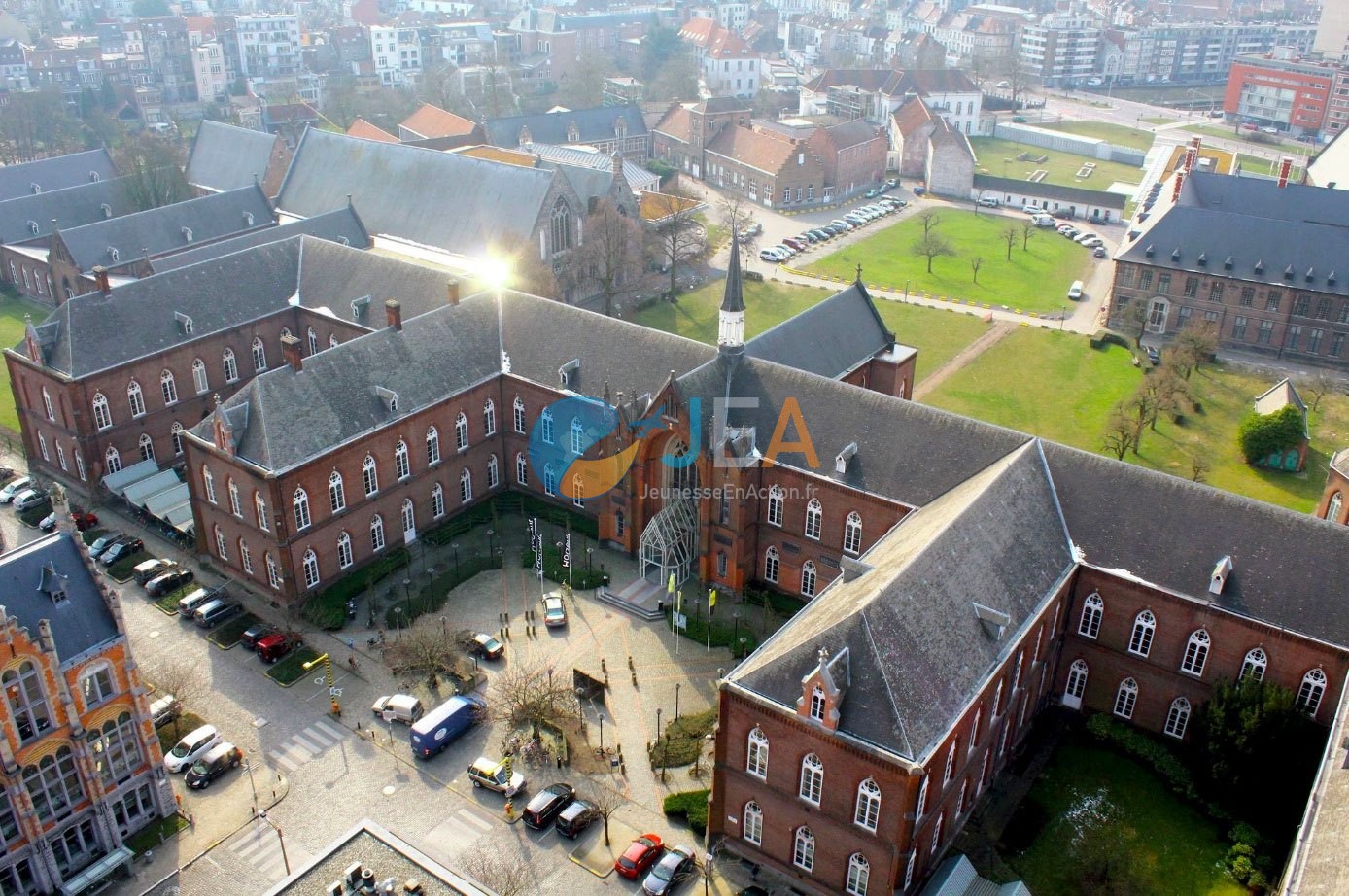 Université Belgique  liste, inscription, frais, conditions...